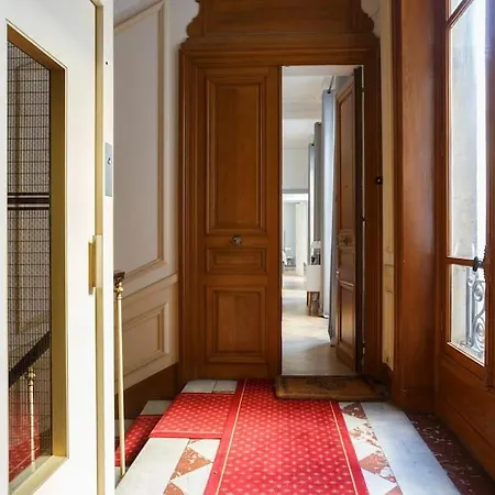 Apartmán Renovated Spacious Parisian Near La Madeleine Paříž