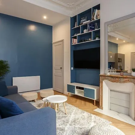 Renovated Spacious Parisian Near La Madeleine * Párizs